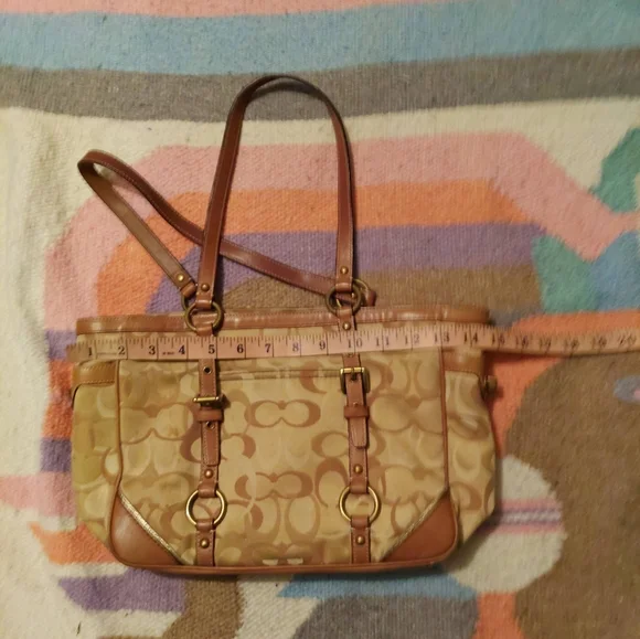 Coach Tote purse - Picture 1 of 6